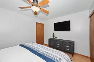 2915 Thornapple Ct, Racine, WI 53402 - Photo 21