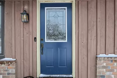 2915  Thornapple Ct, Racine, WI 53402 - Photo 11