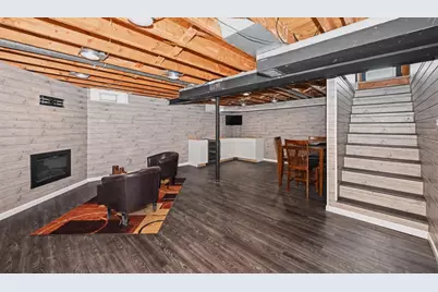 2915  Thornapple Ct, Racine, WI 53402 - Photo 7