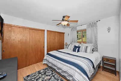 2915  Thornapple Ct, Racine, WI 53402 - Photo 5