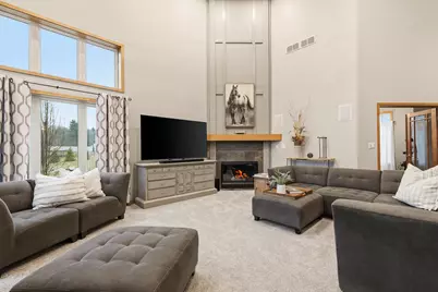 W360N7572  Thomas Dr, Oconomowoc, WI 53066 - Photo 9