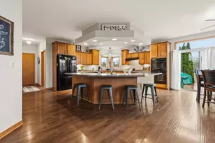 W360N7572 Thomas Dr, Oconomowoc, WI 53066 - Photo 11