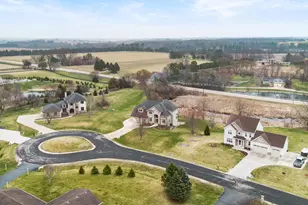 W360N7572 Thomas Dr, Oconomowoc, WI 53066 - Photo 63