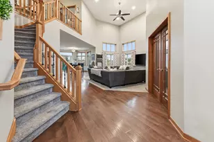 W360N7572 Thomas Dr, Oconomowoc, WI 53066 - Photo 7