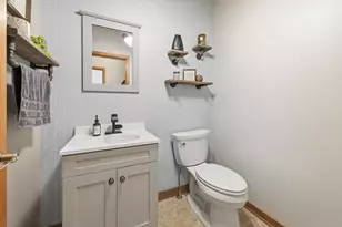 W360N7572 Thomas Dr, Oconomowoc, WI 53066 - Photo 25