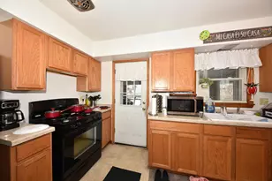 N88W16270 Park Blvd, Menomonee Falls, WI 53051 - Photo 29