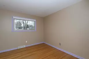 2113 Garven Ct, Waukesha, WI 53188 - Photo 25