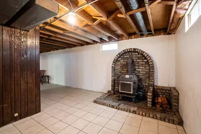 2143  Macarthur Rd, Waukesha, WI 53188 - Photo 21