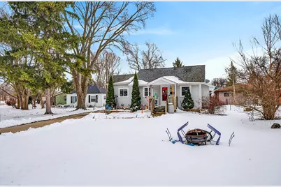 11825 W Rainbow Ave, West Allis, WI 53214 - Photo 3