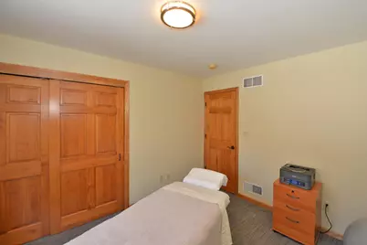 4224 N Circle Dr, Racine, WI 53405 - Photo 25