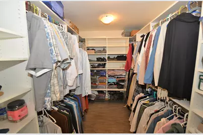 4224 N Circle Dr, Racine, WI 53405 - Photo 23