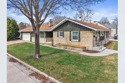 837 S 121st St, West Allis, WI 53214 - Photo 27