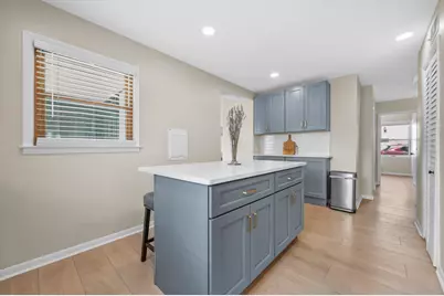 837 S 121st St, West Allis, WI 53214 - Photo 5