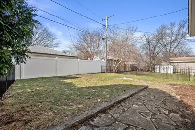 837 S 121st St, West Allis, WI 53214 - Photo 23