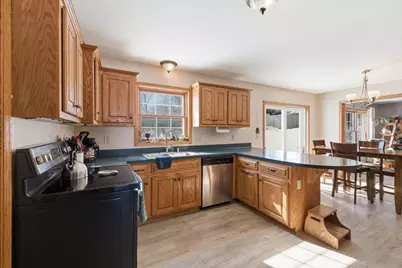 N53W14023  Invery Dr, Menomonee Falls, WI 53051 - Photo 3