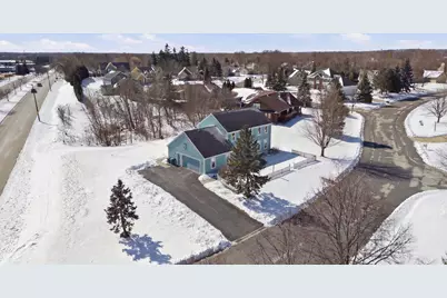 N53W14023  Invery Dr, Menomonee Falls, WI 53051 - Photo 39