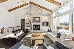 20285 Newport Ln, Brookfield, WI 53045 - Photo 9