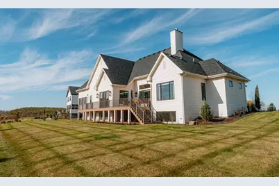 20285  Newport Ln, Brookfield, WI 53045 - Photo 55