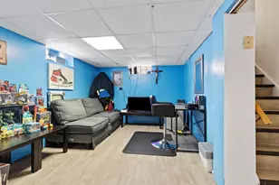 3668 S 16th St, Milwaukee, WI 53221 - Photo 15