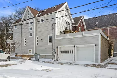 1725 N Astor St, Milwaukee, WI 53202 - Photo 25