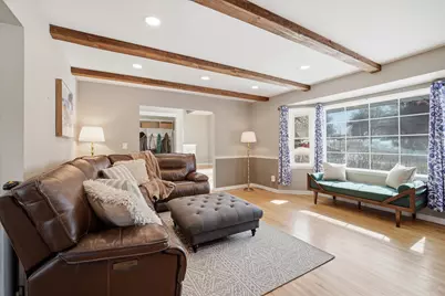 2103  Empire Dr, Waukesha, WI 53186 - Photo 11