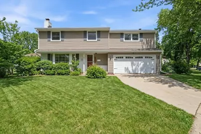 2103  Empire Dr, Waukesha, WI 53186 - Photo 35