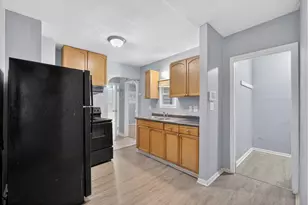 5238 N 49th St, Milwaukee, WI 53218 - Photo 11