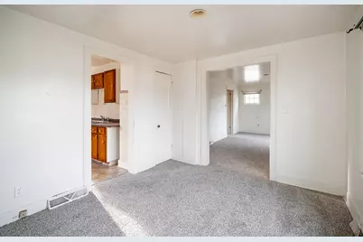 4858 N 26th St, Milwaukee, WI 53209 - Photo 7