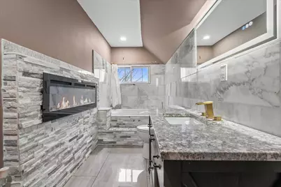 2715 S 14th St, Milwaukee, WI 53215 - Photo 19