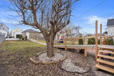 2715 S 14th St, Milwaukee, WI 53215 - Photo 23