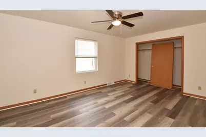 3042  Hamlin St, Racine, WI 53403 - Photo 13