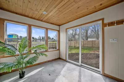 307  Hill St, Hartland, WI 53029 - Photo 13