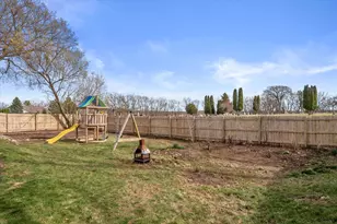 307 Hill St, Hartland, WI 53029 - Photo 19