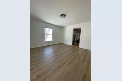 630  Hagerer St, Racine, WI 53402 - Photo 9