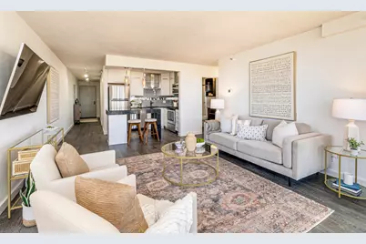 1660 N Prospect Ave #1802, Milwaukee, WI 53202 - Photo 3