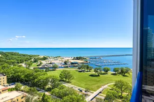 1660 N Prospect Ave, Milwaukee, WI 53202 - Photo 15