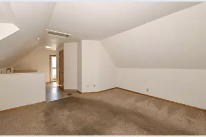 6919 W Bluemound Rd, Wauwatosa, WI 53213 - Photo 21