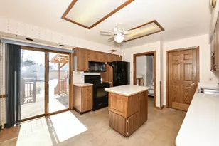 6919 W Bluemound Rd, Wauwatosa, WI 53213 - Photo 13