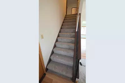 5509  Hilldale Dr, Racine, WI 53406 - Photo 17