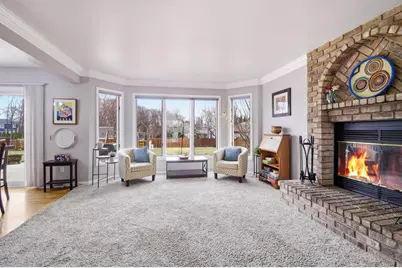 4870 S 122nd St, Greenfield, WI 53228 - Photo 3