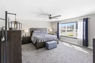 W239N5491 Fieldstone Pass Cir, Sussex, WI 53089 - Photo 11