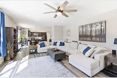 W239N5491  Fieldstone Pass Cir, Sussex, WI 53089 - Photo 7