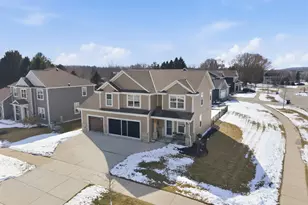 W239N5491 Fieldstone Pass Cir, Sussex, WI 53089 - Photo 29