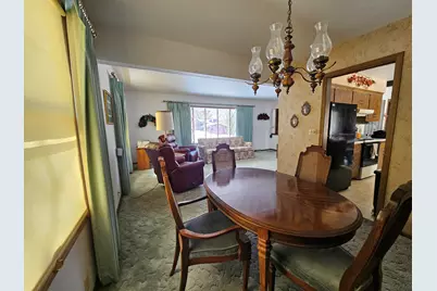 744 N 119 St, Wauwatosa, WI 53226 - Photo 9