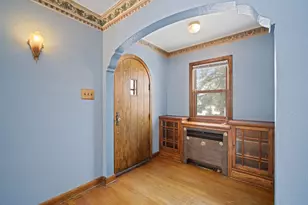 5144 S 43rd St, Greenfield, WI 53220 - Photo 3