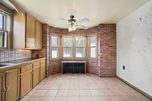 5144 S 43rd St, Greenfield, WI 53220 - Photo 11