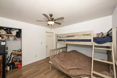 4922 W Norwich Ct, Milwaukee, WI 53220 - Photo 15