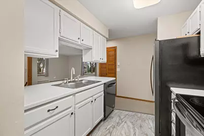 501  Slinger Rd #1, Slinger, WI 53086 - Photo 9