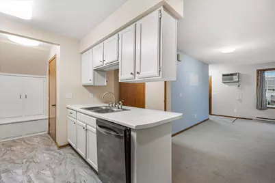 501  Slinger Rd #1, Slinger, WI 53086 - Photo 7