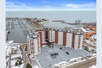 333  Lake Ave #308, Racine, WI 53403 - Photo 39